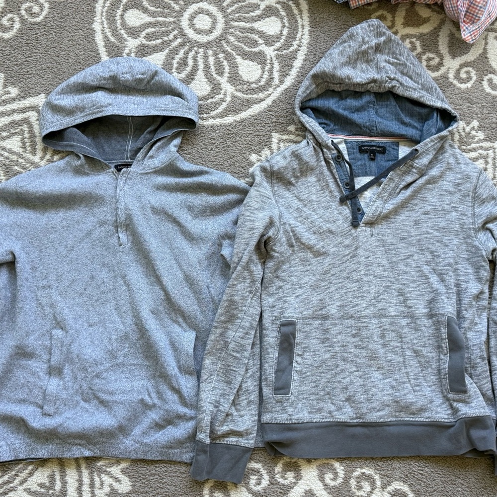 Banana Republic Men's Gray Hooded Pullover